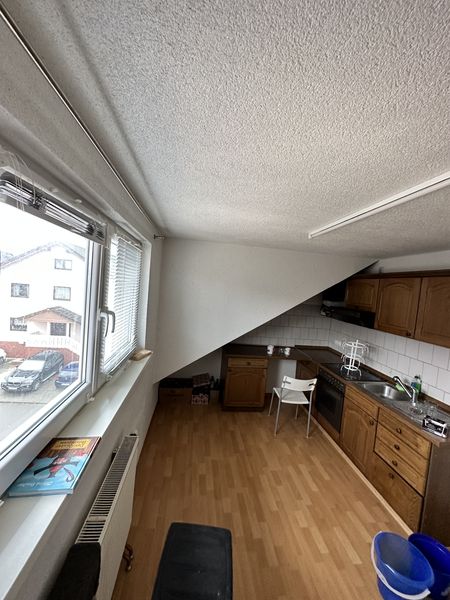 2-Raum-DG-Wohnung mit Einbauküche in Ramstein-Miesenbach